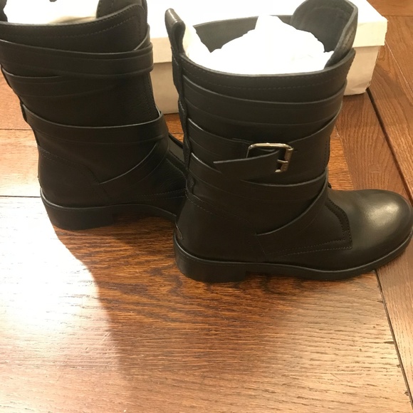 Jimmy Choo Dalston Flat Boots - Picture 5 of 8